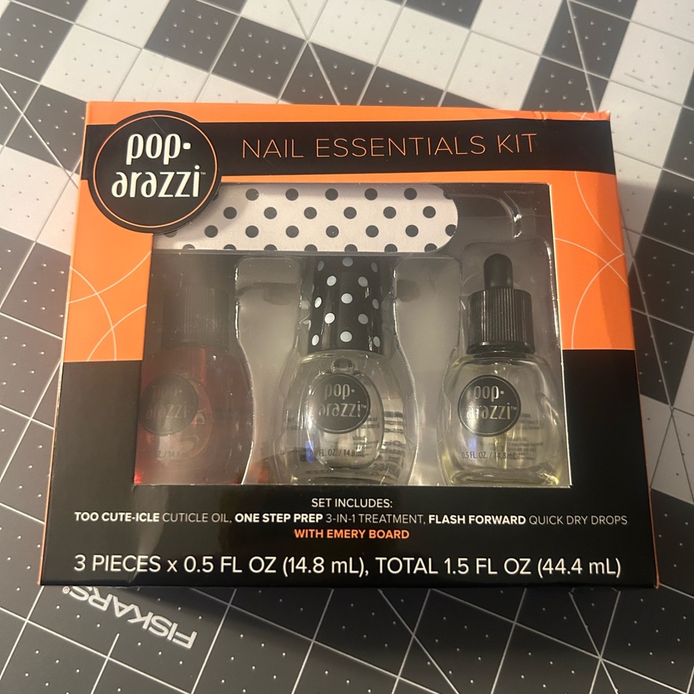 Pop-arazzi nail essentials kit